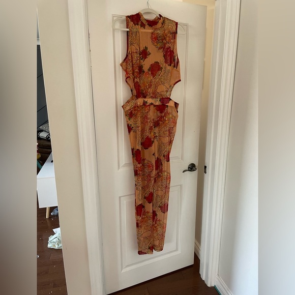 Brand new mesh cut out dragon print jumpsuit - Picture 3 of 4